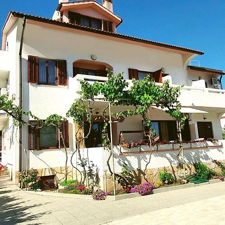 Mirjana F Apartaments バスカ エクステリア 写真