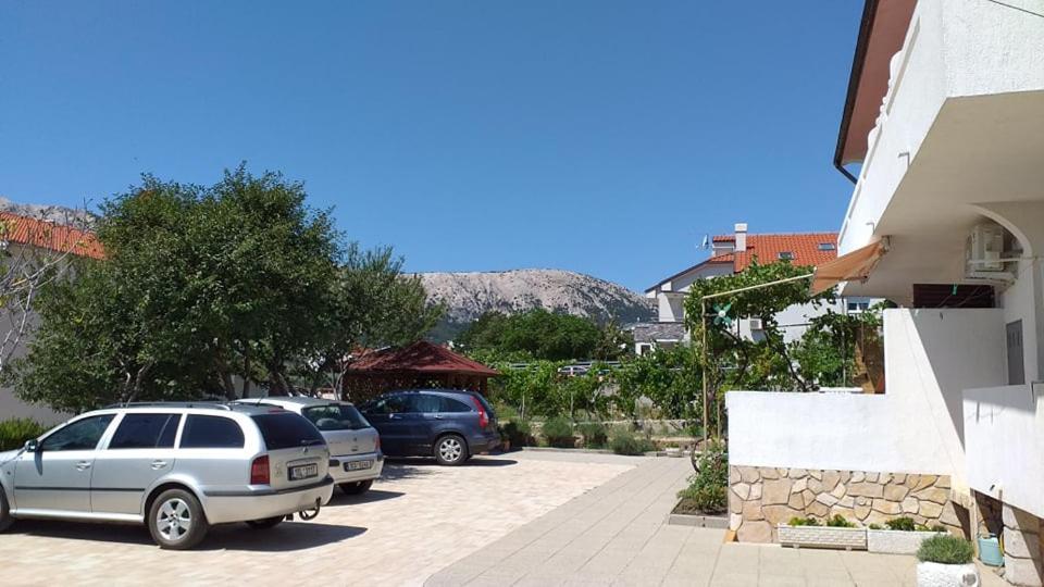 Mirjana F Apartaments バスカ エクステリア 写真