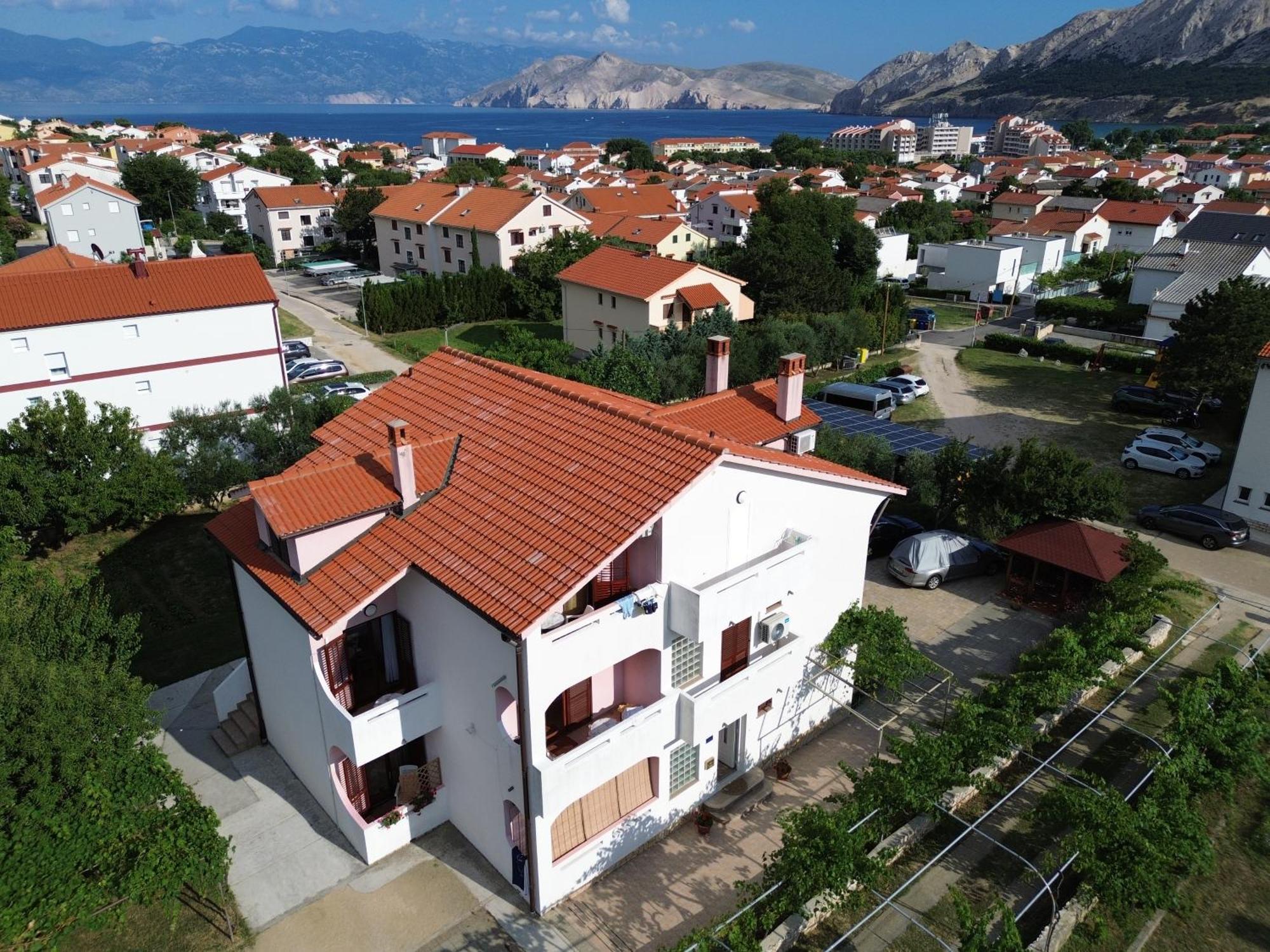 Mirjana F Apartaments バスカ エクステリア 写真