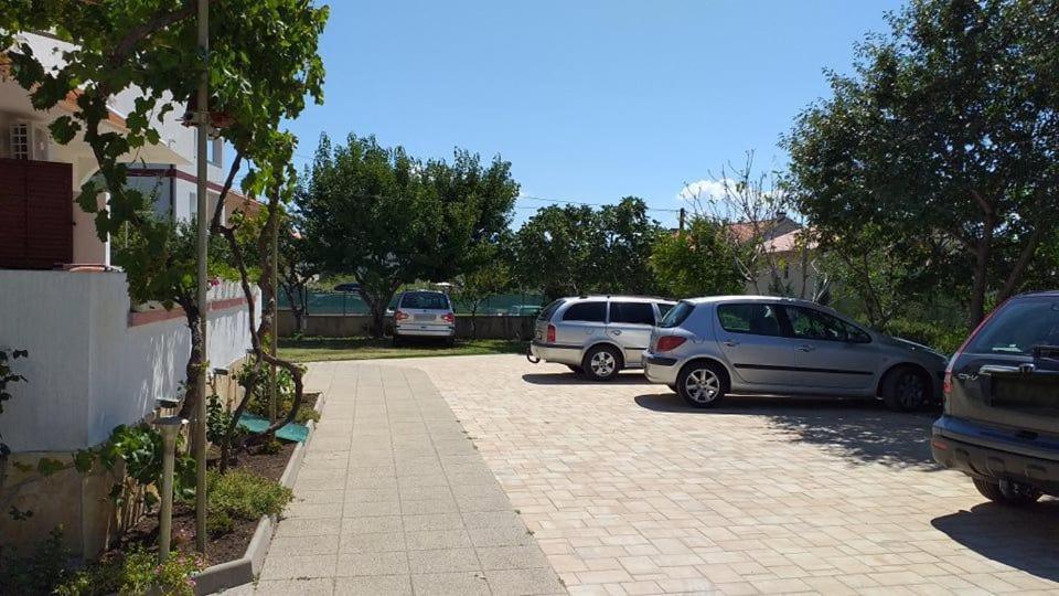 Mirjana F Apartaments バスカ エクステリア 写真