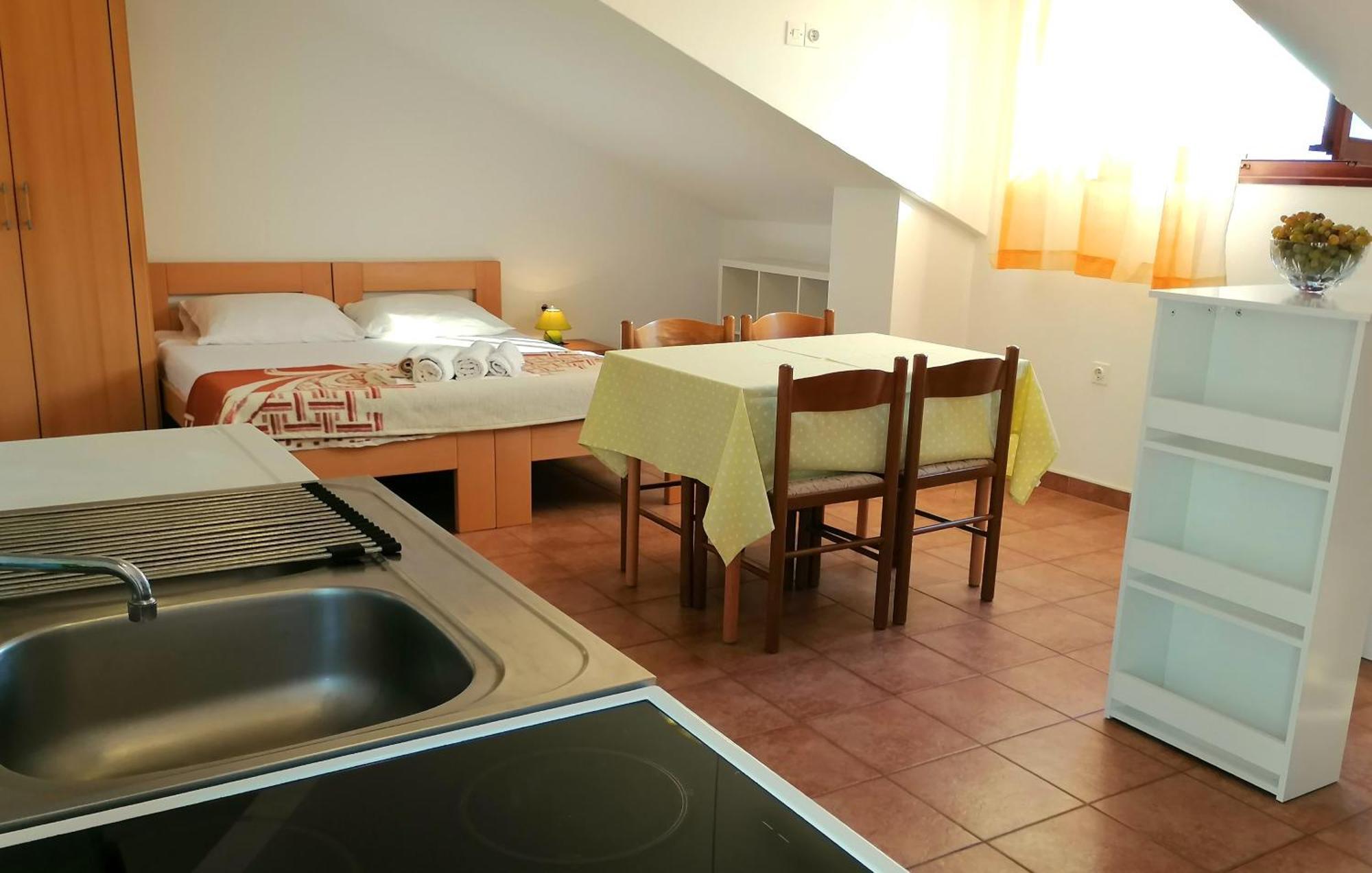 Mirjana F Apartaments バスカ エクステリア 写真